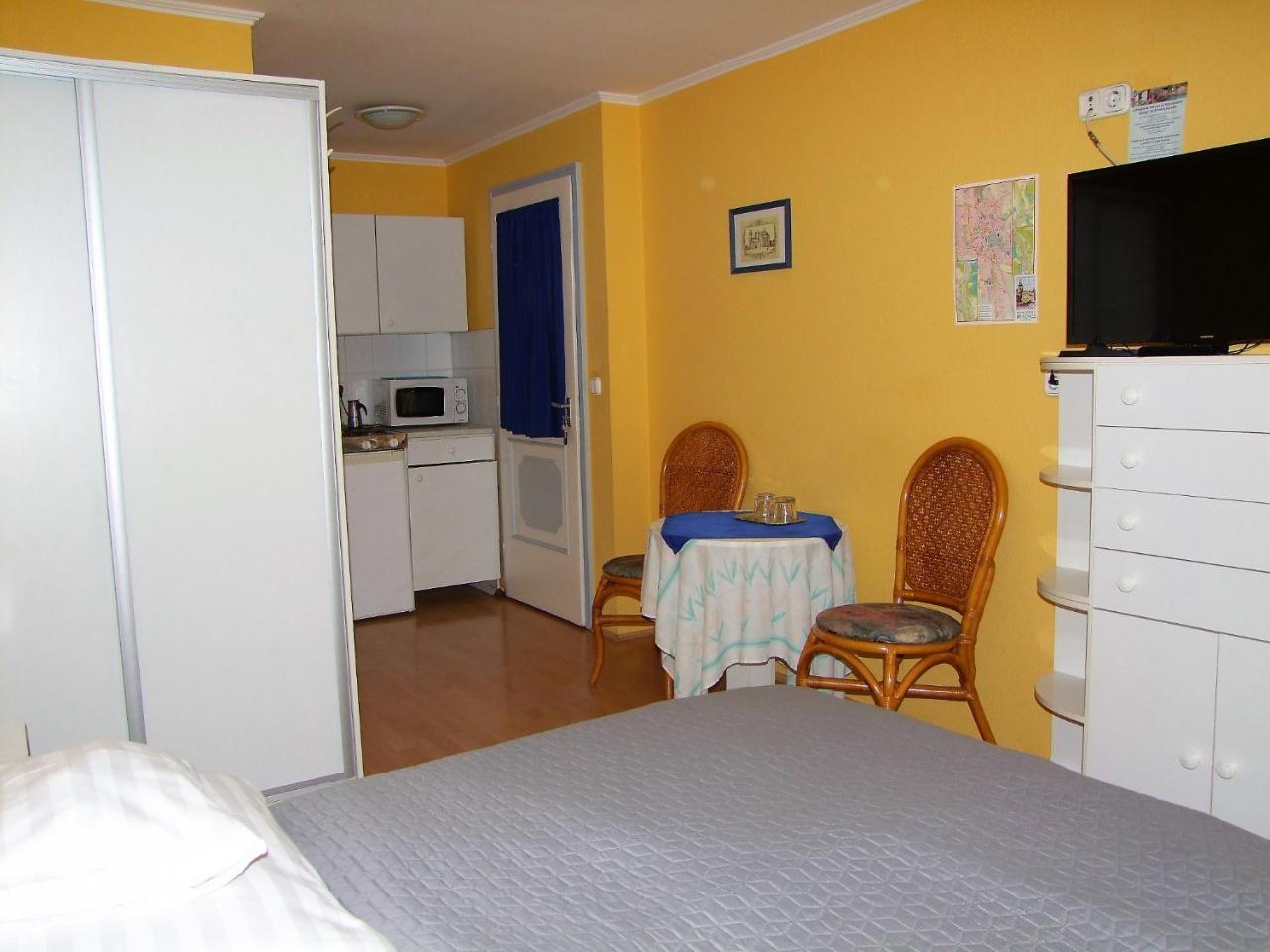 Siesta Vendégház Eger Exterior foto